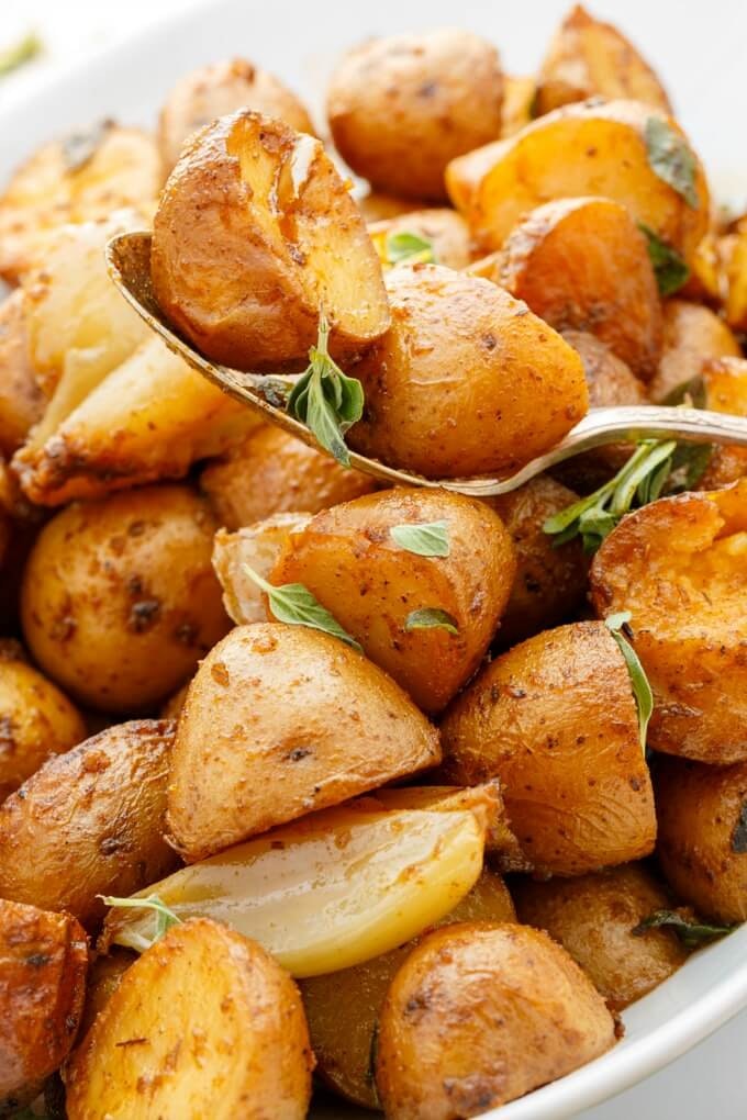 Easy slow cooker potatoes.
