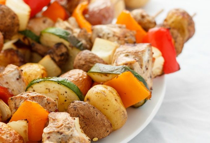Kebabs with potatoes and other delicious veggies.