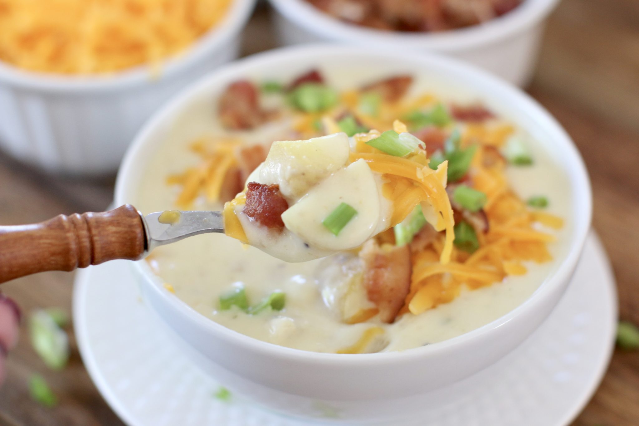 Soupe de pommes de terre Ranch avec cheddar, bacon à la mijoteuse